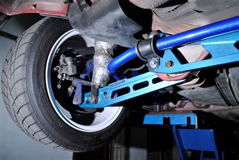 rear lower control arms